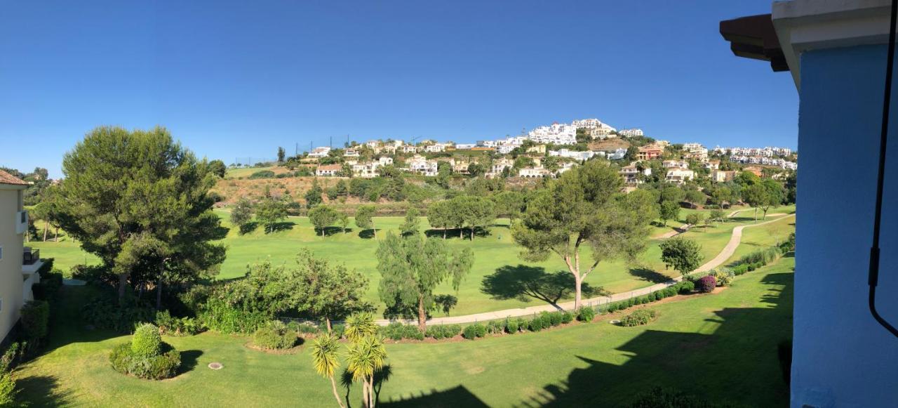 Penthouse Los Arqueros Golf Benahavís Exterior photo